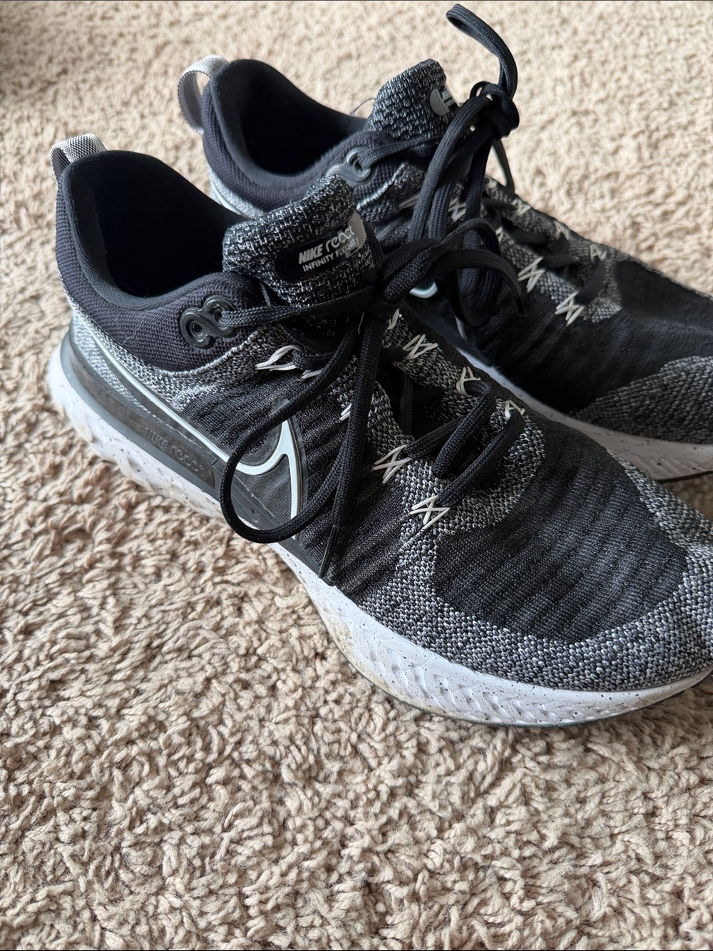 Nike React Women’s Running Shoes Black Gray Size 11